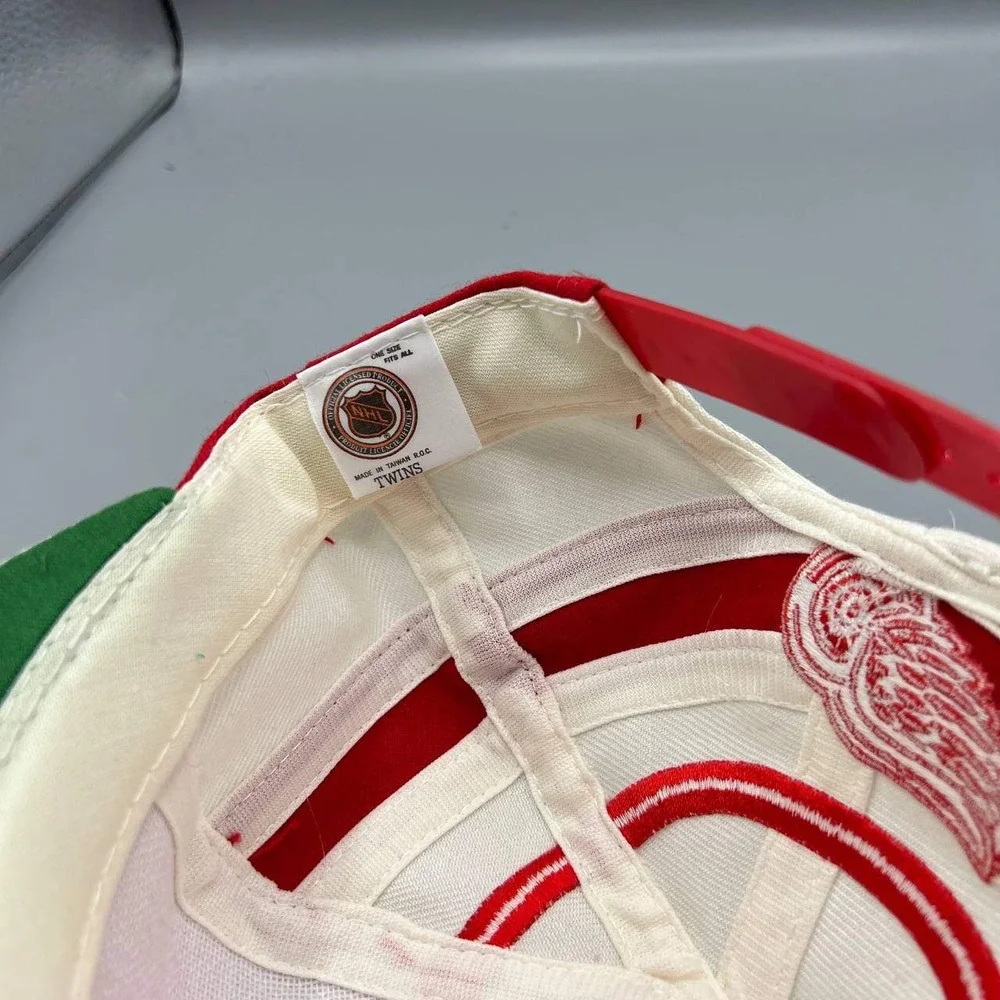 Vintage Detroit Red Wings Hat Men White Twins Enterprise NHL Snap‎ Back Cap New